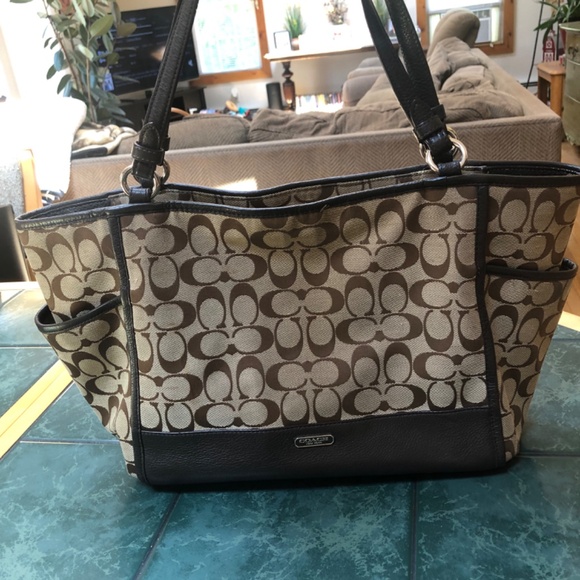 Coach Park Signature Carrier Classic Monogram - Picture 14 of 16